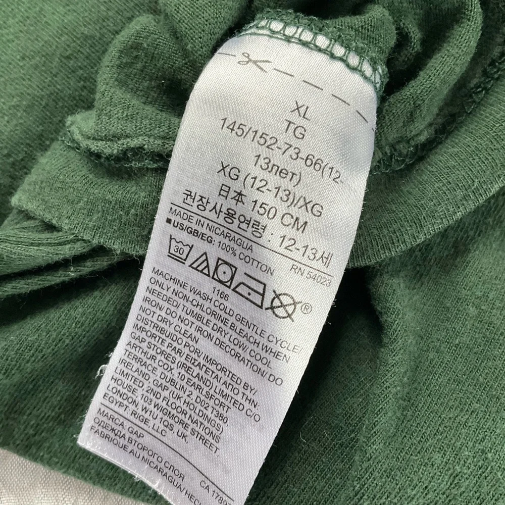 GAP Kids Dark Green Graphic T-Shirt‎